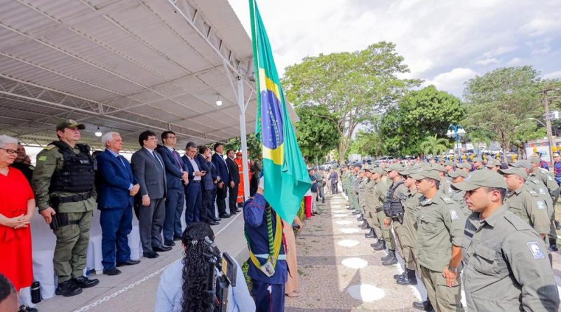 Governador promove 255 policiais militares e reafirma compromisso com a valorização da PM-PI